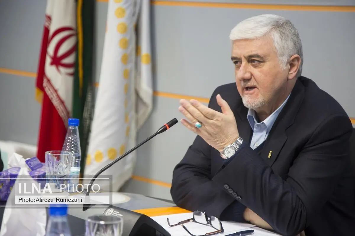 بنگاه‌داری بانک‌ها تابع قوانین بانک مرکزی است