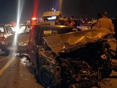 تصادف زنجیره‌ای در علی آباد ۱۰ مصدوم برجای گذاشت