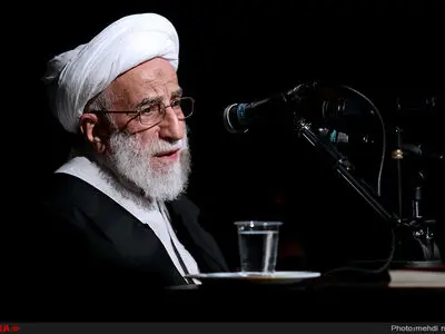 وقتی رئیس قوه قضاییه توسط رهبری انتخاب می‌شود، مصلحت نیست کسی او را با صراحت زیر سؤال ببرد + فیلم