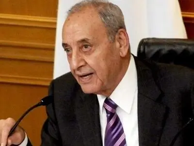 پذیرایی نبیه بری از نمایندگان پارلمان لبنان با آب و نمک
