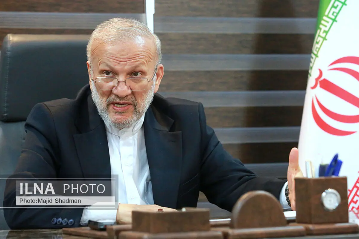 دولت ایران ۵ میلیون کارمند دارد؛ ژاپن ٣۵٠ هزار کارمند
