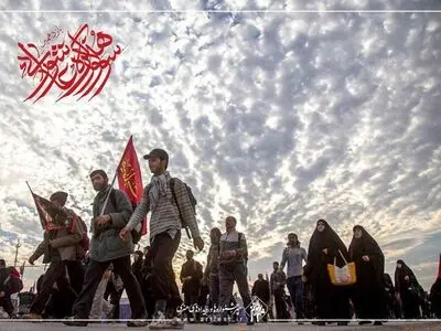 نمایش پوسترهای یازدهمین سوگواره هنر عاشورایی برای راهپیمایان اربعین
