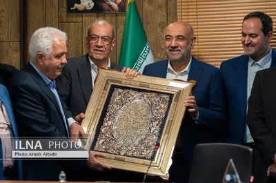 مراسم تقدیر از وزیر تعاون، کار و رفاه اجتماعی و مدیر عامل سازمان تامین اجتماعی