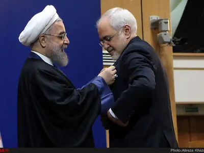 مراسم تجلیل از خانواده شهدای هسته‌ای و افتخار آفرینان برجام/1