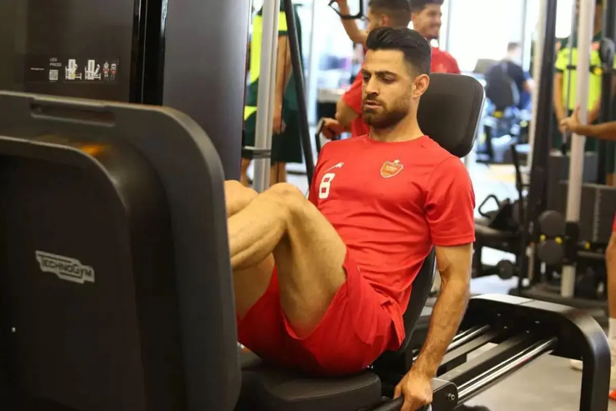 مکاتبات باشگاه پرسپولیس برای غرامت مصدومیت پورعلی گنجی
