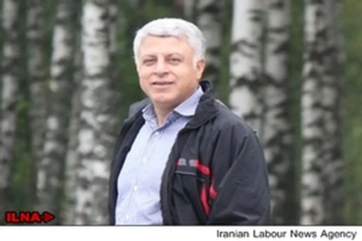اجازه رشد و تکامل نظام حزبی وجود ندارد