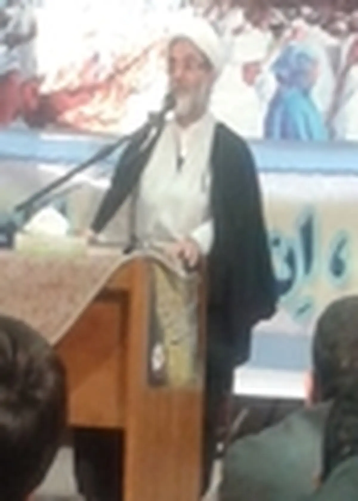 کسانی که می‌خواهند به خانه خدا مشرف شوند باید توبه کنند