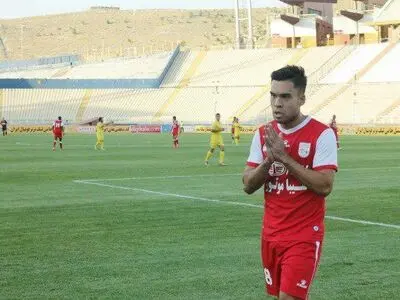 یک بحران دیگر هم خنثی شد؛ مدافع فلیپینی در یک قدمی توافق با تراکتورسازی