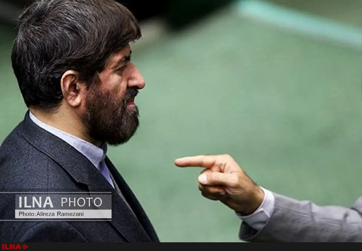 امام جمعه موقت کرمان خواستار لغو سخنرانی مطهری شد