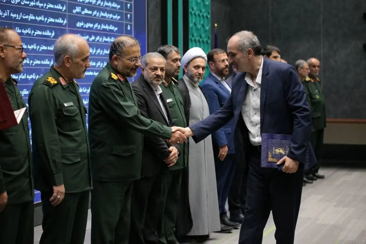 شهردار فردیس در همایش کشوری «تجلیل اخلاص» مورد تقدیر قرار گرفت