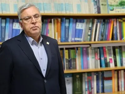 اتاق‌های ۸ نفره در خوابگاه‌ها در شأن دانشجو نیست/ فضای کلاس‌ها و ساختمان‌ها به شکل وصله‌پینه‌ای درآمده/ تجهیزات آزمایشگاهی‌مان دچار نقصان است