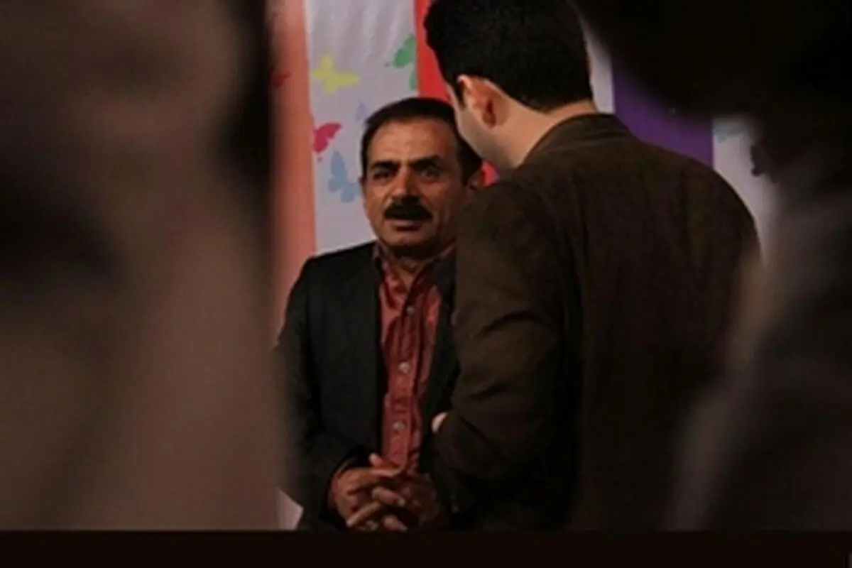 از زحمات استاد کسایی و رضا ارحام صدر در عرصه فرهنگ و هنر قدردانی کنیم