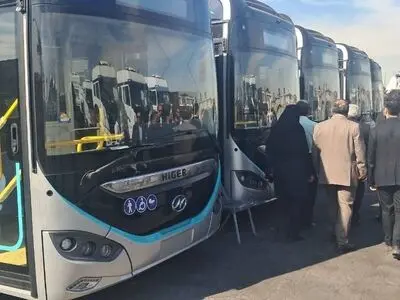 سری دوم از اتوبوس‌های برقی شهرداری تهران از بندر شهید رجایی ترخیص شد