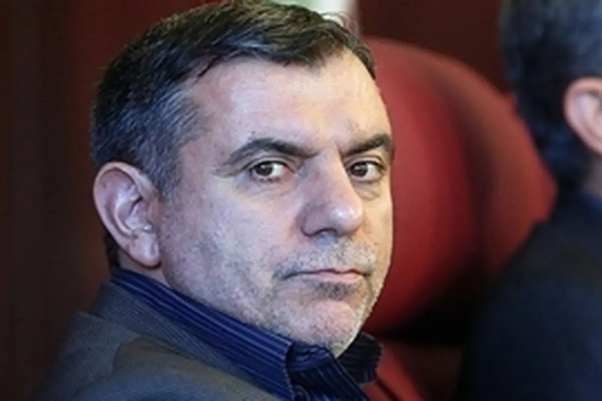 پوری‌حسینی: تعویقی در زمان واگذاری سرخابی‌ها بوجود نمی‌آید / ایرادی به پس‌گرفتن زمین تلو وارد نیست