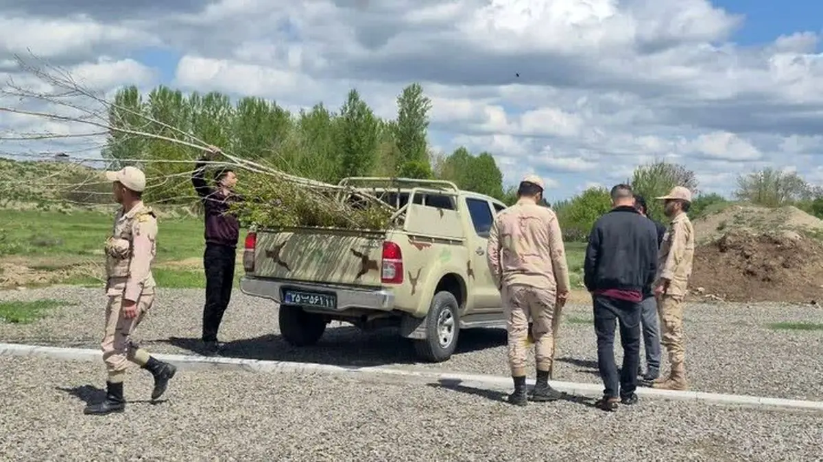 رفع تصرف‌های غیرقانونی در حریم قلعه تاریخی اولتان استان اردبیل ادامه دارد