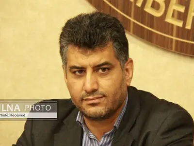 فاصله‌ی بسیارِ حداقل دستمزد کارگران در ایران با دستمزد معیشتی/ رشد پایدار دستمزدها نیازمند تحول ساختاری است
