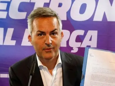 صف‌آرایی چهره‌های جنجالی برای تصاحب صندلی ریاست بارسلونا