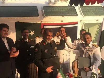 ایران وباکستان توقعان اتفاقا للتعاون فی مجال الامن البحری
