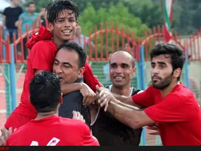 از قرارداد مهدی قائدی با پیراهن استقلال رونمایی شد (عکس اختصاصی)