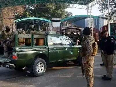 ۲۴ کشته در پی وقوع انفجار در پاکستان 