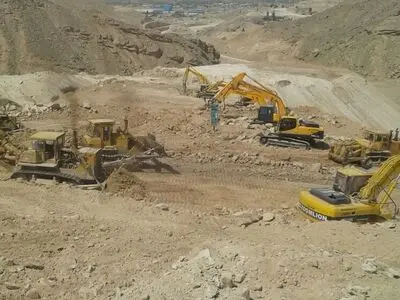 تسریع در ساخت آزادراه لامرد-پارسیان نیازمند مشارکت بخش‌های خصوصی و دولتی است