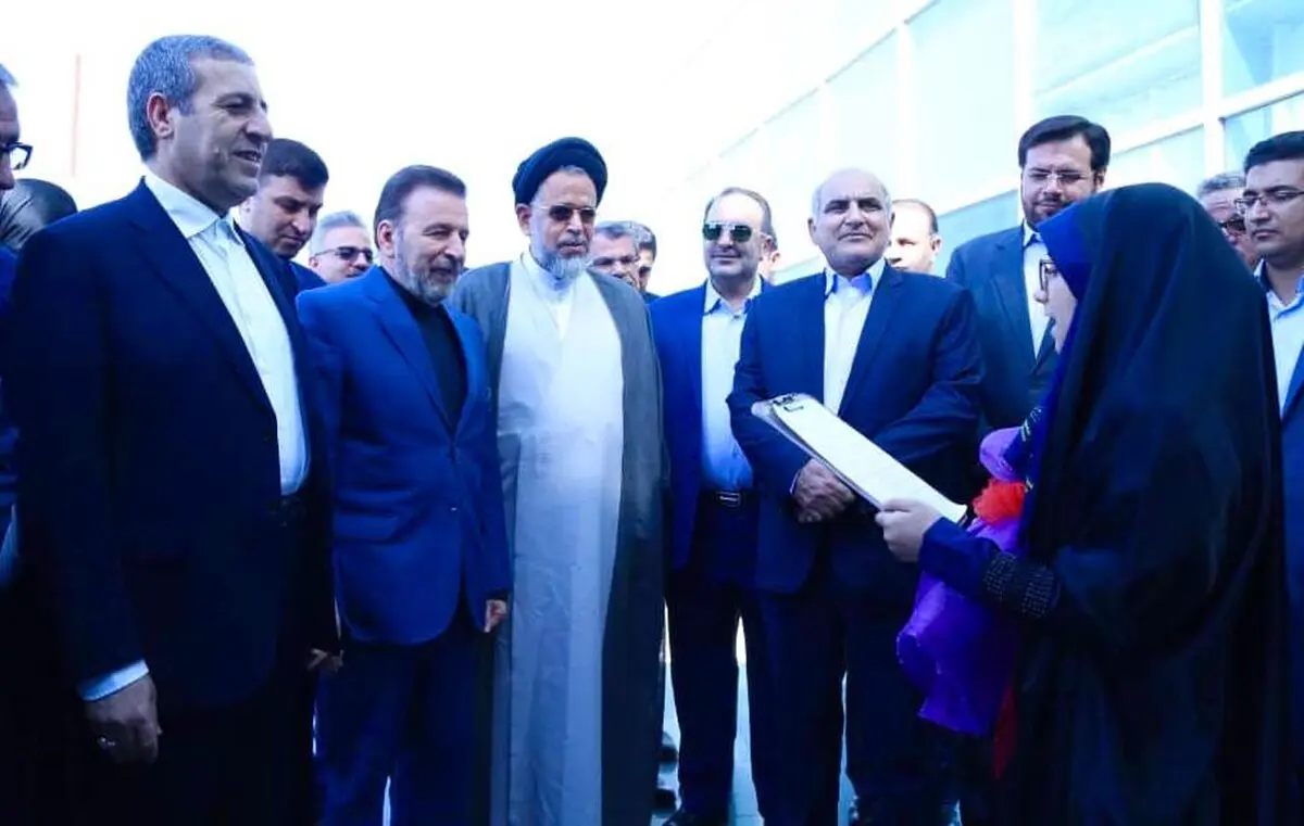رئیس دفتر رئیس جمهور وارد شهرستان های لامرد و مهر شد 