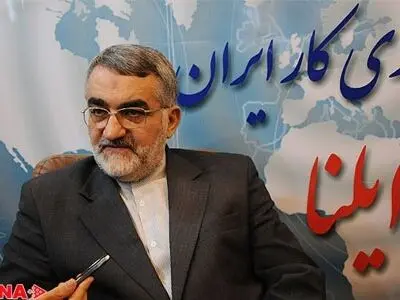 Iran opposes to imposing any solution to Syrian people