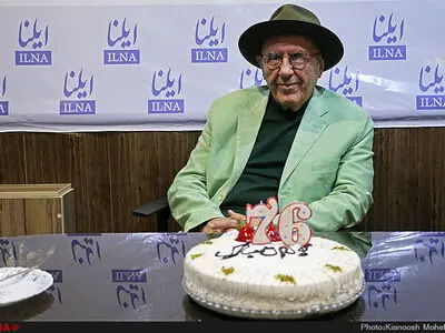 فیلم جشن تولد هفتاد و شش سالگی جواد مجابی در خبرگزاری ایلنا 