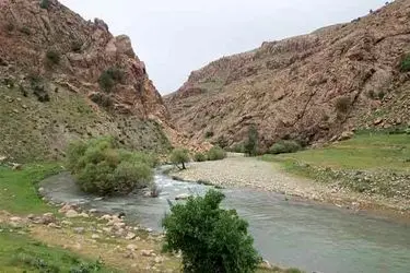 کاهش چشمگیر بارش و جریان رودخانه‌های لرستان؛ خطر تداوم افت منابع آب