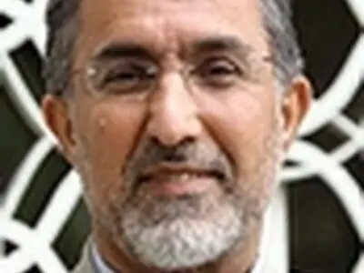 حداقل دستمزد ثابت و ارقام بالاتر می‌تواند تابع بهره‌وری کارگر باشد