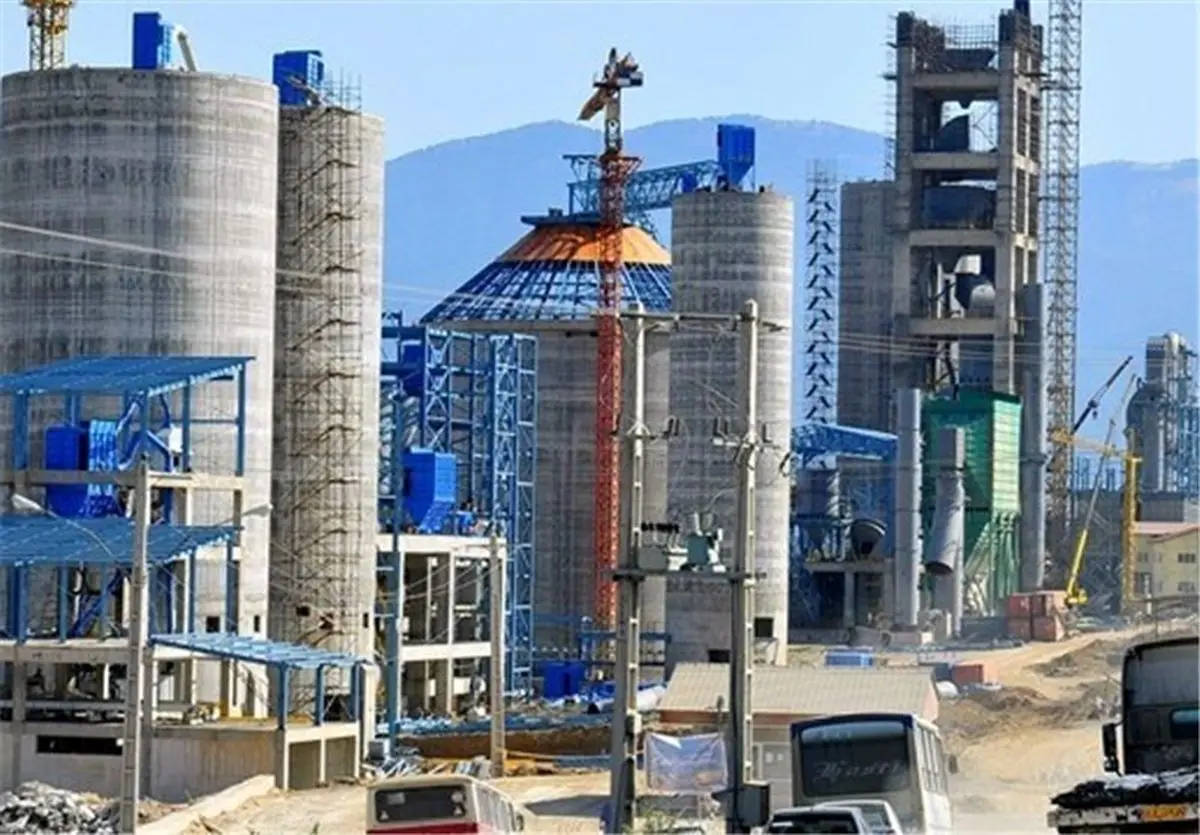 سیمانیها از وزارت نفت تخفیف میگیرند/نرخ بالای حمل ونقل جلوی افزایش صادرات را میگیرد