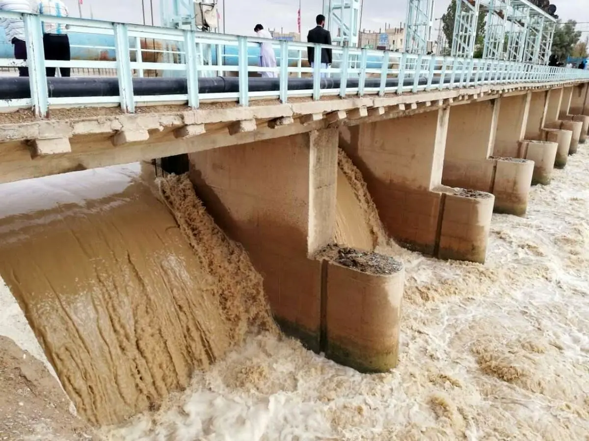 افزایش حجم سیلاب ورودی به سمت شمال سیستان و بلوچستان / معاون استاندار: شرایط ‌منطقه ایمن است