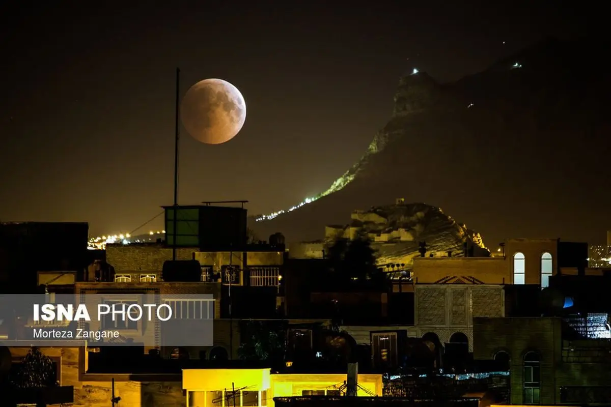 ماه‌گرفتگی ساعات آینده را از دست ندهید!