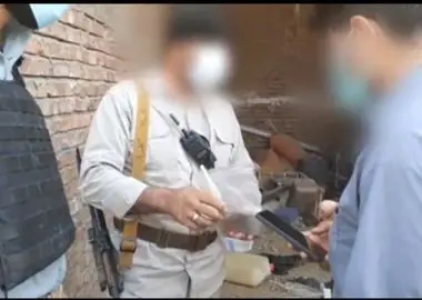 شناسایی خانه تیمی تروریست‌ها در خاش+ فیلم