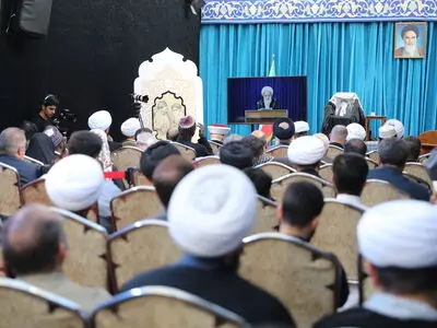 «حکایة السید» در رواق کشوردوست رونمایی شد/ کتابی که تربیت یک رهبر را روایت می‌کند 