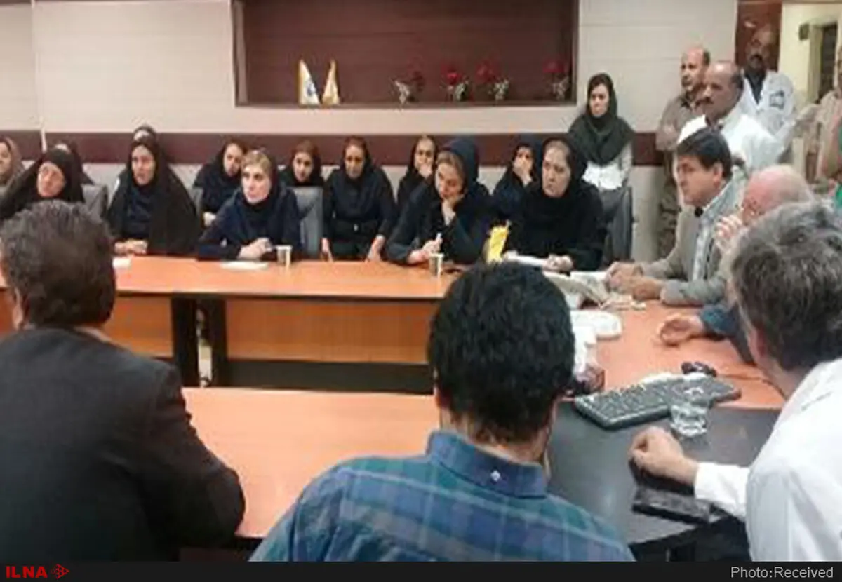تجمعات کارکنان بیمارستان امام خمینی کرج وارد سومین روز شد/اعتراض به عدم پرداخت یازده‌ ماه دستمزد و وضعیت بلاتکلیف بیمارستان ادامه دارد