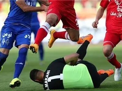 محرومیت 3 بازیکن استقلال و پرسپولیس در هفته سوم