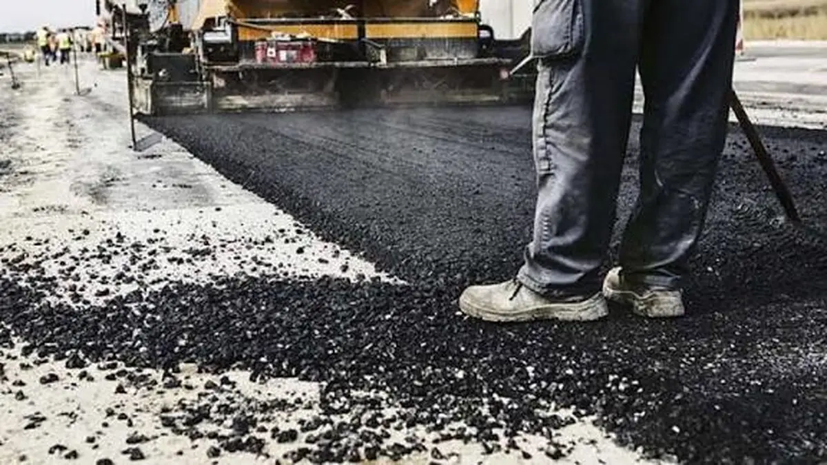 بیش از ۵۳۰ تن قیر رایگان برای بهسازی معابر بافت فرسوده شهرهای شهرستان بروجن اختصاص داده شد