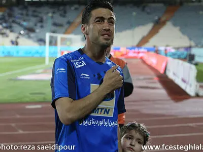 تقدیر شرکت پیشکسوتان استقلال از زحمات حیدری
