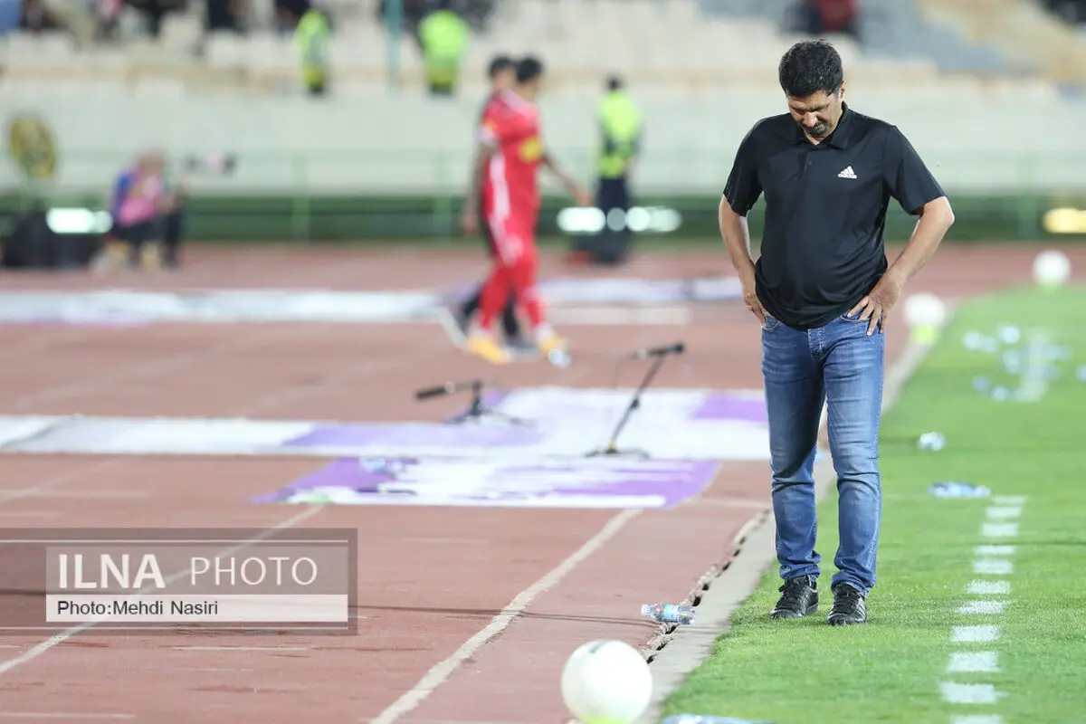  حسینی: اتفاقات دیدار پرسپولیس و سپاهان را هیچ جای دنیا ندیده بودم/ آدم رانتی و وابسته نیستم 