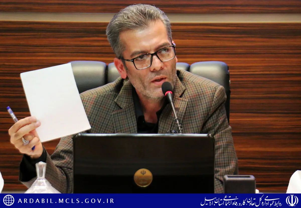 کارفرمایان، قراردادهای سفید امضا منعقد نکنند/ قراردادهای موقت کارگری در کارهایی با ماهیت دائمی به قرارداد دائمی تبدیل شوند