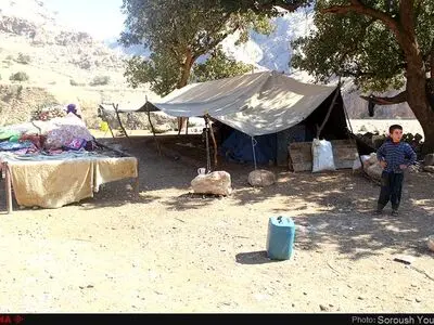 لزوم امدادرسانی به زلزله‌زدگان اندیکا قبل از شروع بارش برف و باران/اندیکا با ۲ سد در هیچ نقطه‌ای آب ۲۴ ساعته ندارد/کمک‌ها کافی نیست+فیلم