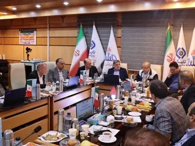 سفر هیأت‌مدیره تأمین‌ اجتماعی به خوزستان/ شرکت‌های تابعه در زمینه درمان مسئولیت اجتماعی دارند 