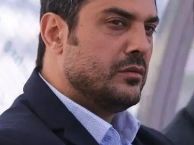 در انتظار پایان کار نیما نکیسا