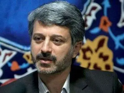 تردد بی‌مورد بیماران در بیمارستان‌ها، امکان ابتلا به کرونا را بالا می‌برد 
