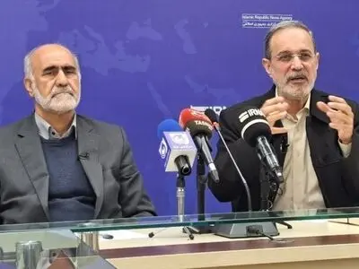 فهرست صدای ملت مانند برخی لیست‌ها نیست که مثل شرکت سهامی به هر طرف سهمیه داده شود 