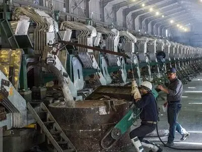 دردسری به نام آلایندگی/ کارگران «آندسازی آلومینیوم اراک» نگران امنیت شغلی هستند