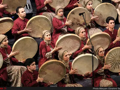 کنسرت بزرگ دف نوازی گروه مشتاق به نفع کودکان بی سرپرست