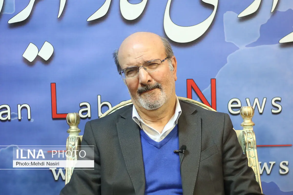 ظریف باید زودتر حرف می‌زد/ جریان تندروی داخلی با حمایت از مخالفان برجام، دچار انزوا شد 
