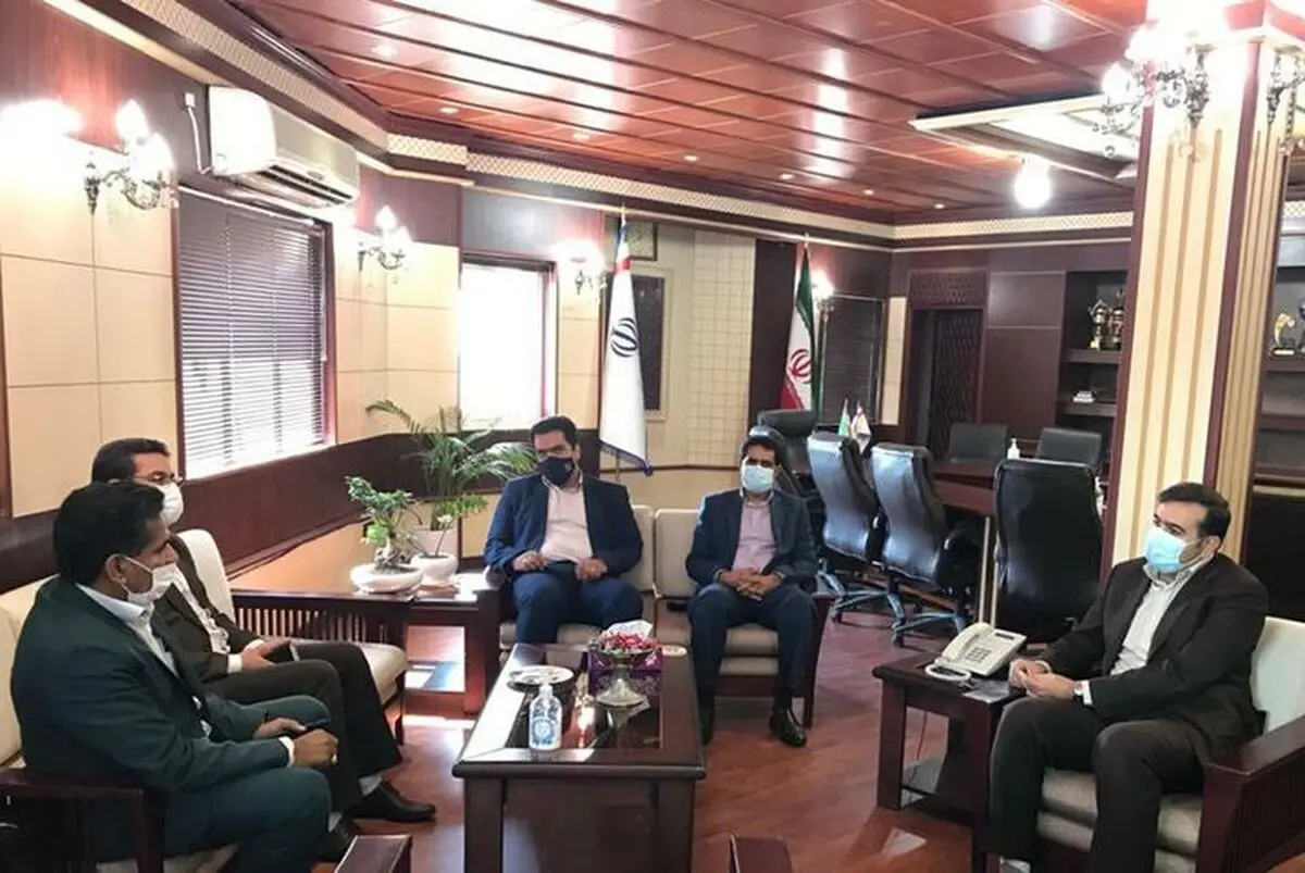 شرکت‌های فعال هرمزگان از پرداخت مالیات در استان شانه خالی نکنند